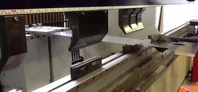 Carbon Steel Plate Cutting Machine